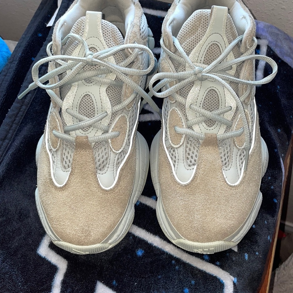 Yeezy 500 “salt”